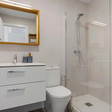 Sunny Terrace Penthouse אסטפונה